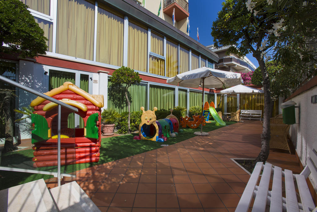 Hotel Eden Grottammare Exteriör bild