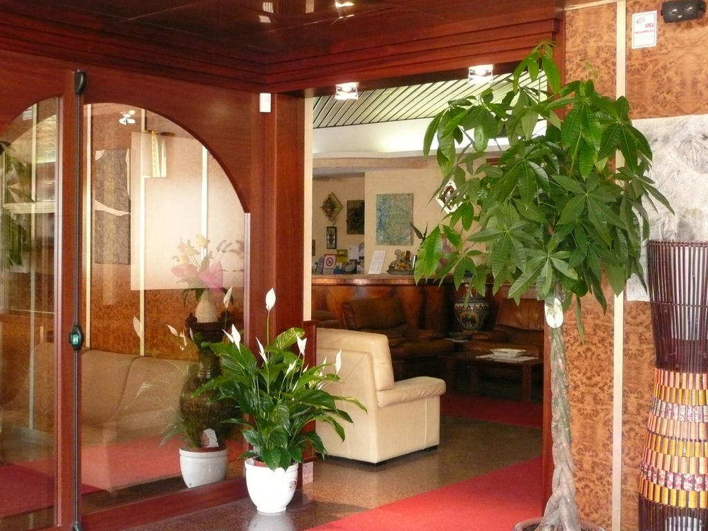 Hotel Eden Grottammare Exteriör bild